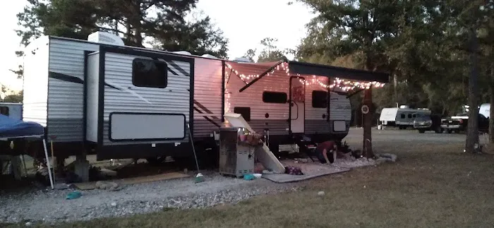 Local 215 RV Park 9
