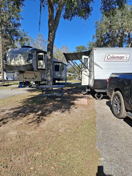 Inland Harbor RV Park 4
