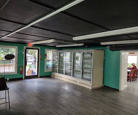 Oakwood Mobile Home Community