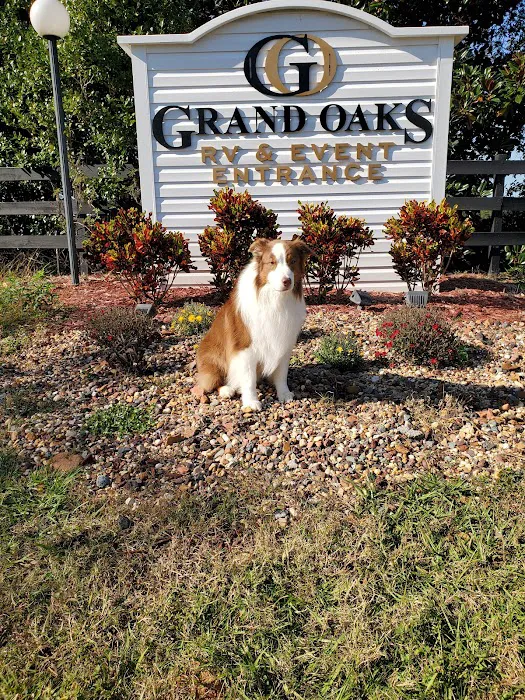 Grand Oaks RV Resort 7