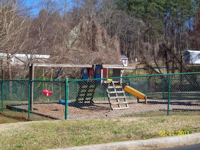 Lakeside Mobile Home Community 4