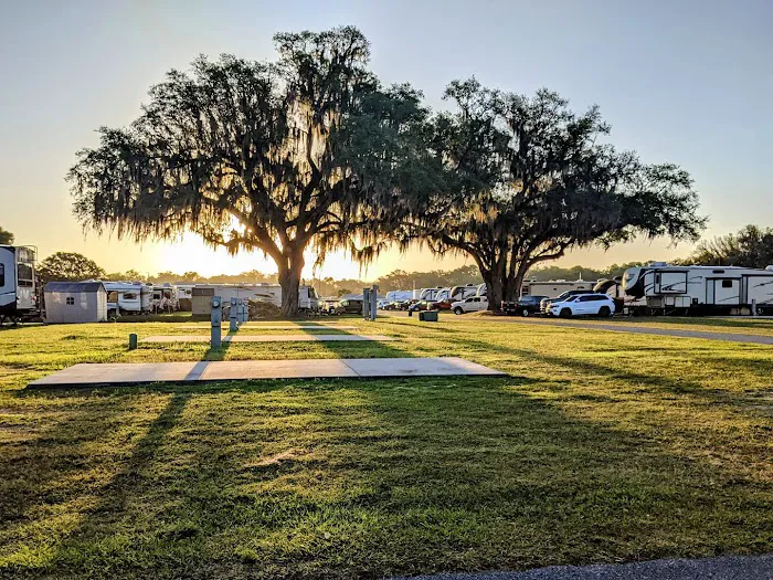 Paradise Oaks RV Resort 2