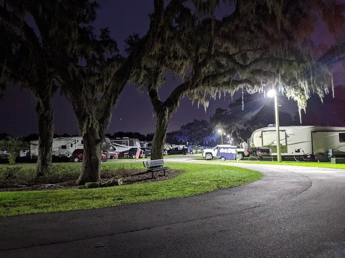 Paradise Oaks RV Resort 10