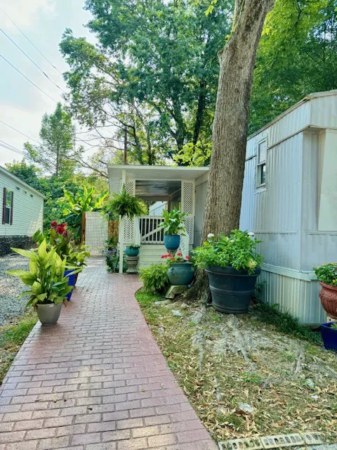 Central Mobile Home Village 9