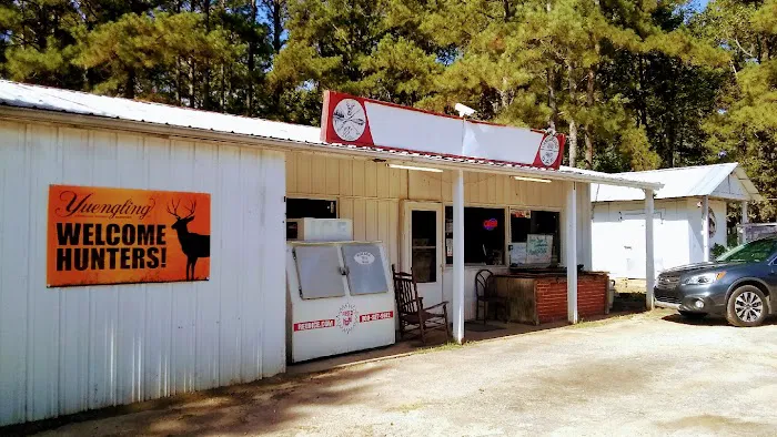 Kenn's Store & Campground Mandy's Cafe 3