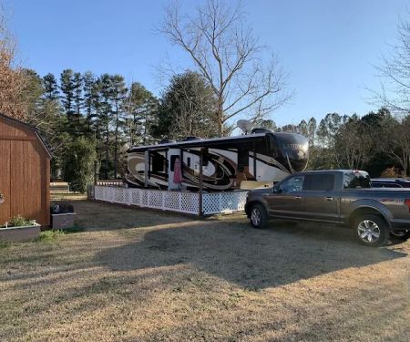 Sparky's Mobile Home & RV Park