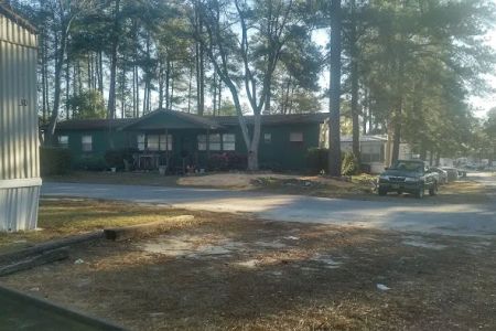 M & M Mobile Home Park