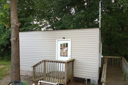 Country Court RV Park and Motel