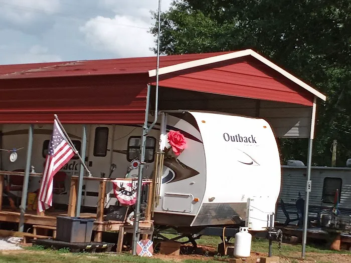 Country Court RV Park and Motel 4