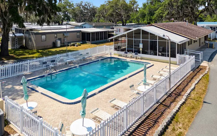 Rails End MH & RV Resort 5