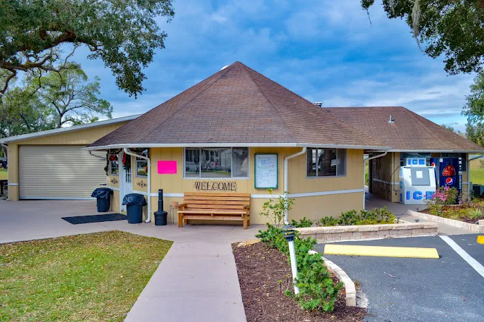 Breezy Oaks RV Park 3
