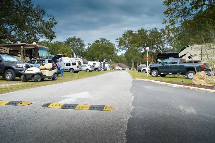Breezy Oaks RV Park 7