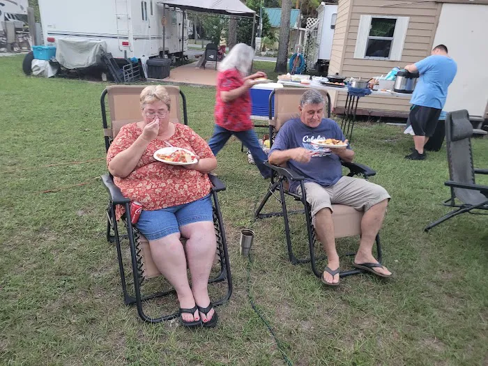 Hawks Nest RV Park & Campground 5