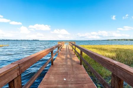 Lake Shore 55+ Manufactured Home Community