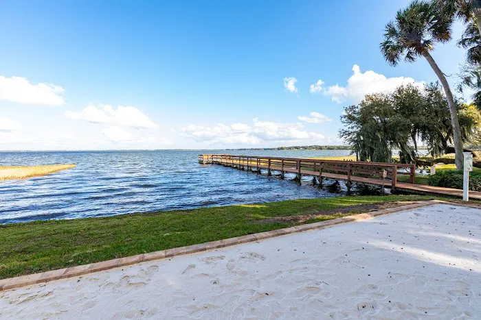 Lake Shore 55+ Manufactured Home Community 9