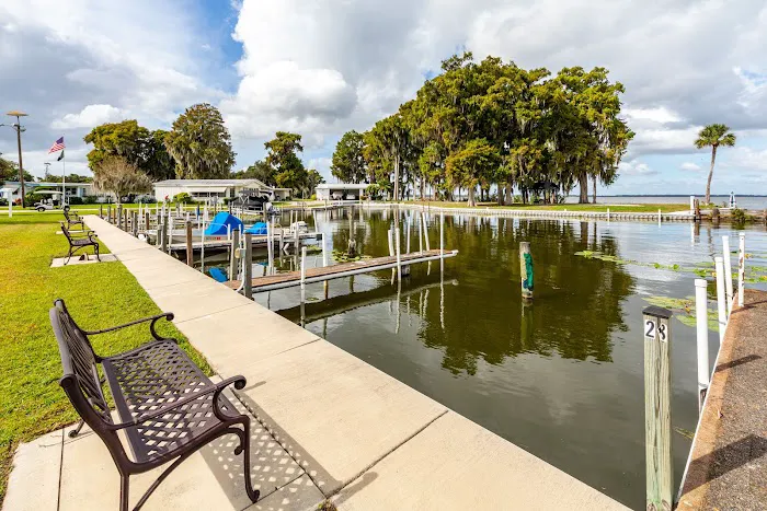 Lake Point 55+ Manufactured Home Community 3