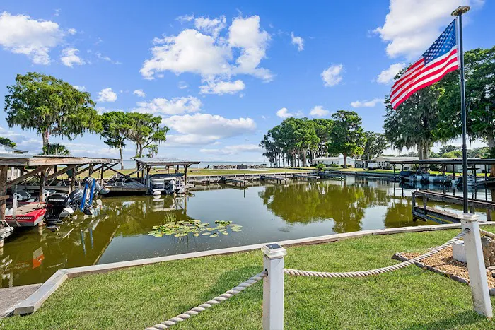Lake Ridge 55+ Manufactured Home Community 2
