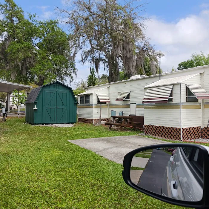 Lake Saunders RV Resort 1