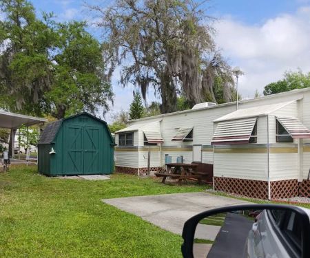 Lake Saunders RV Resort