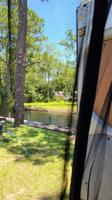 Lake Saunders RV Resort 5
