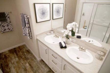Hawthorne Hills 55+ Manufactured Home Community