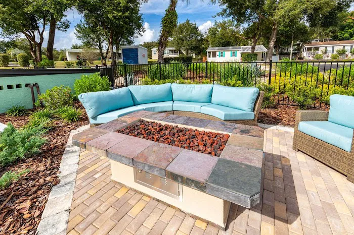 Hawthorne Hills 55+ Manufactured Home Community 4
