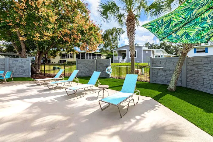 Hawthorne Hills 55+ Manufactured Home Community 9