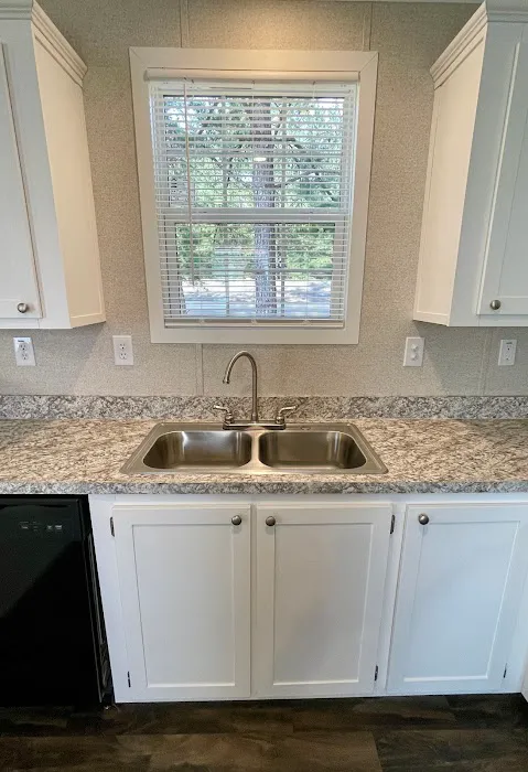 Logan's Crossing Manufactured Home Community 7