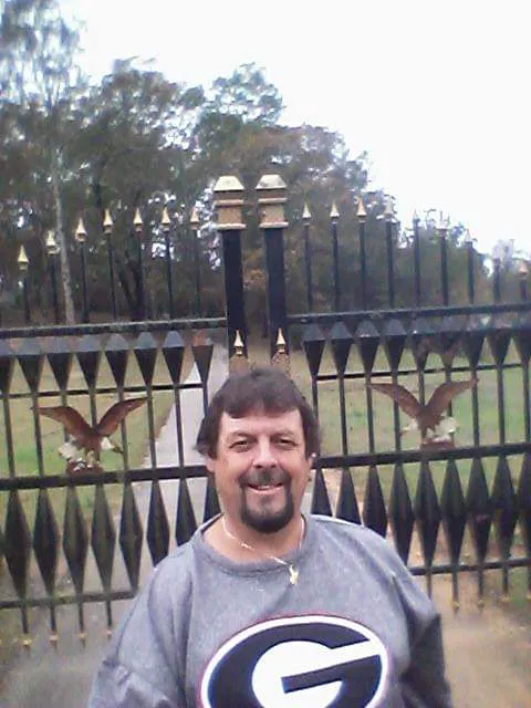 Bishop Mobile Home Park 8