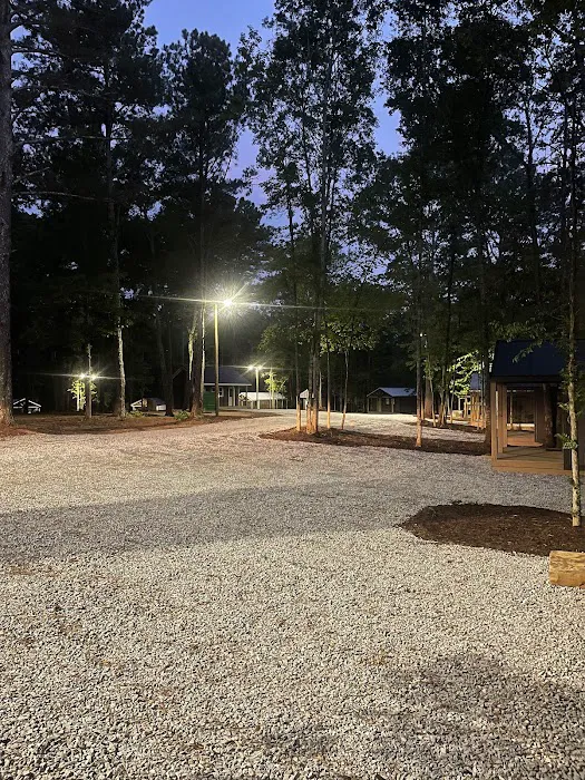 Hartwell Cabins and RVs 3