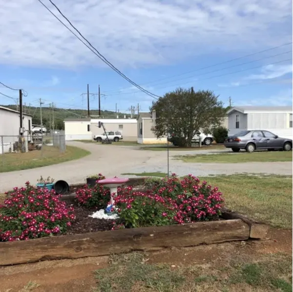 Oxford Estates Mobile Home Community 1