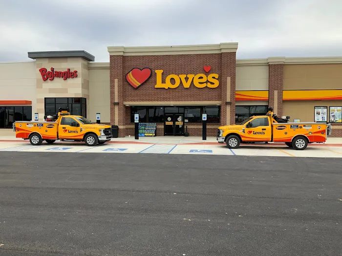 Love's RV Hookup 2
