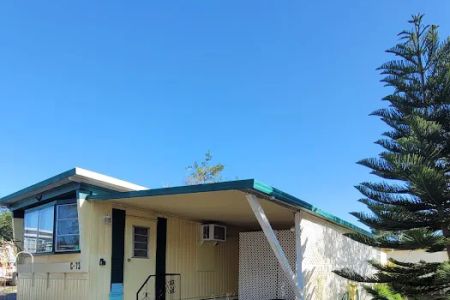 Shangri'la Mobile Village