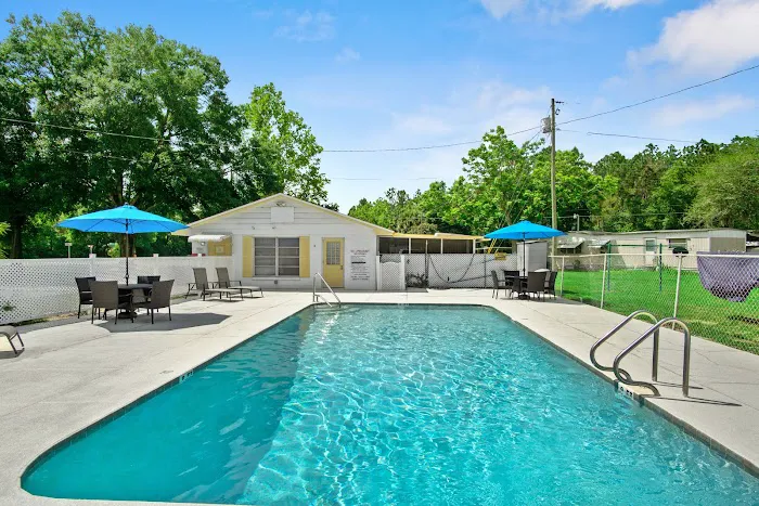 Sunny Pines Community 3