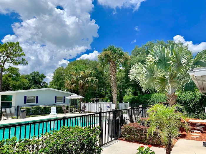 Land O' Lakes Mobile Home Community 2