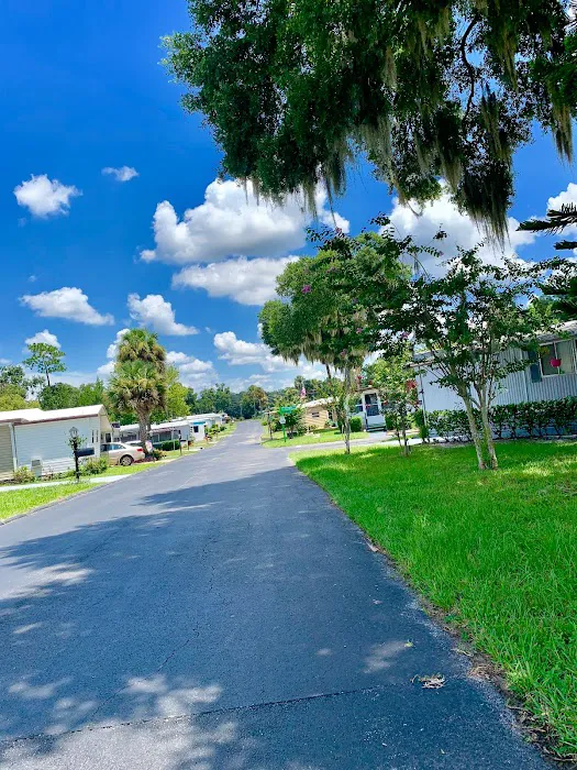 Land O' Lakes Mobile Home Community 4