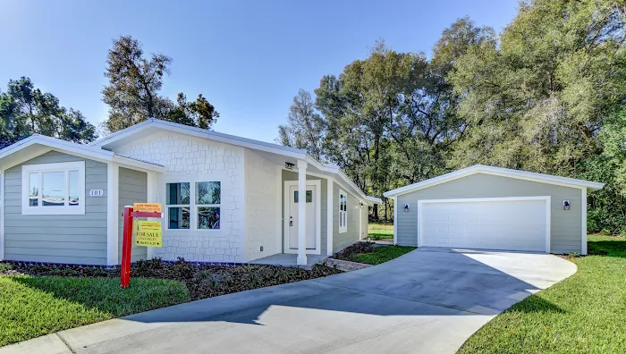 Lake Helen Villa 2
