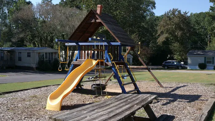 Lanier Mobile Home Community 5