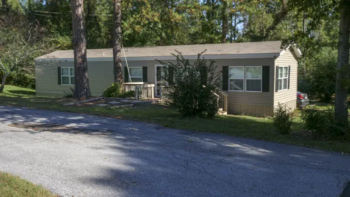 Lanier Mobile Home Community 10