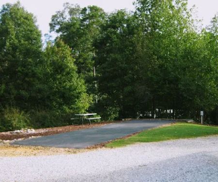 Campground at Grove River Ranch
