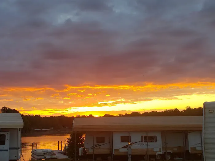 Moon Landing RV Park & Marina 3