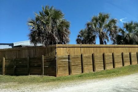 Lake View Camping & Game Room (Bar)
