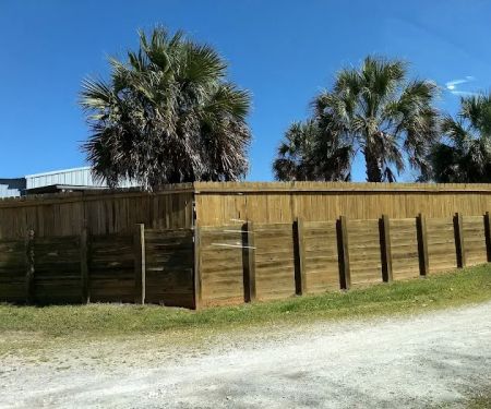 Lake View Camping & Game Room (Bar)