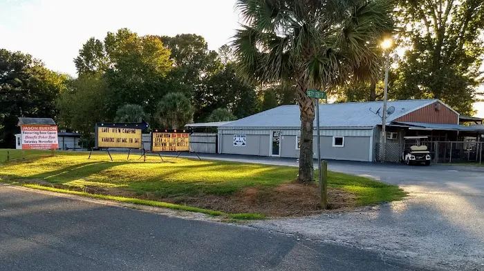 Lake View Camping & Game Room (Bar) 7