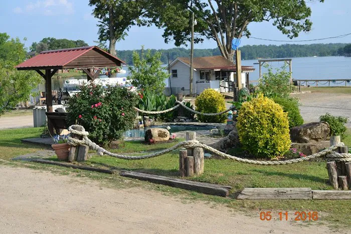 Four Seasons Resort & Marina 3