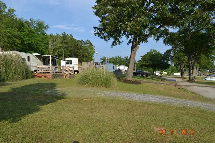 Four Seasons Resort & Marina 10