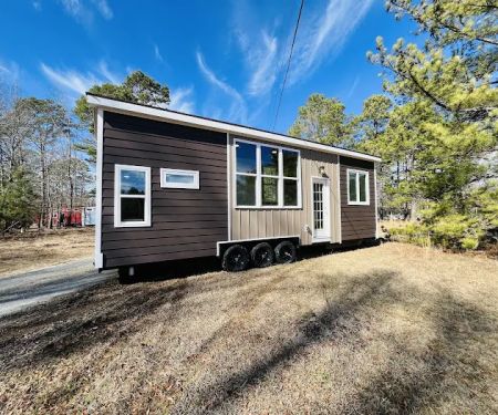 Hartwell Cove Resort