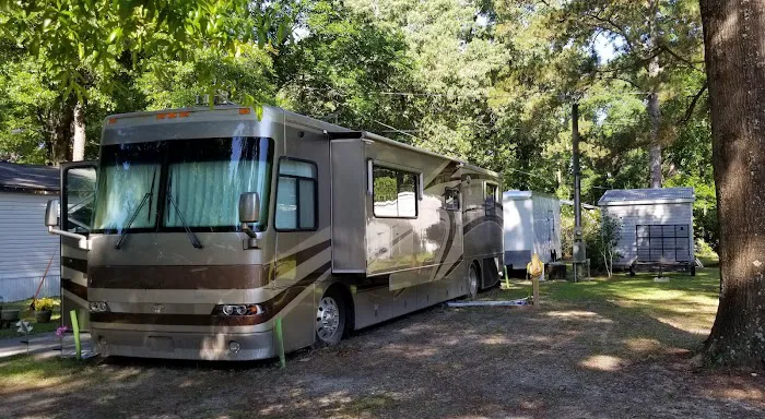 Vick's Mobile Homes 1