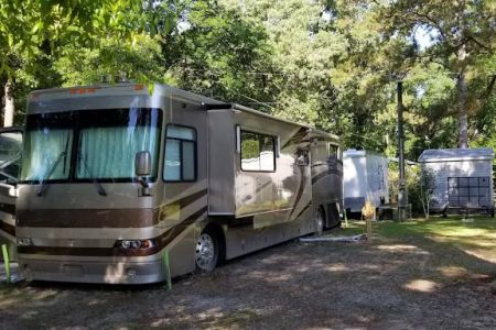 Vick's Mobile Homes