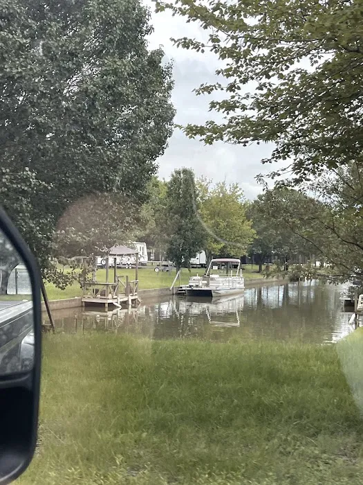 Lake Haven RV Retreat 7